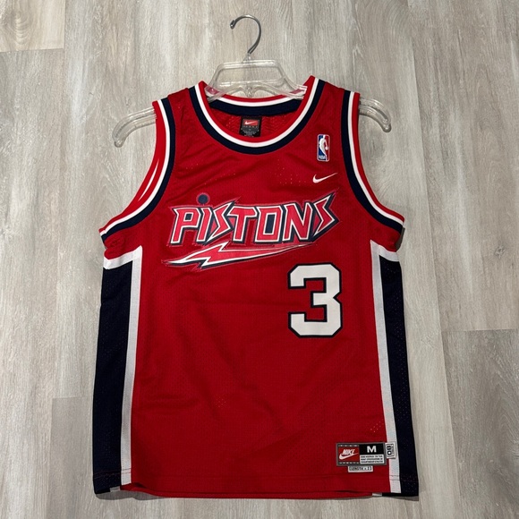 nike pistons jersey